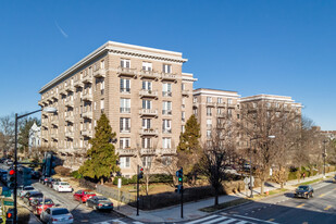 Northbrook Condominium I in Washington, DC - Foto de edificio - Building Photo