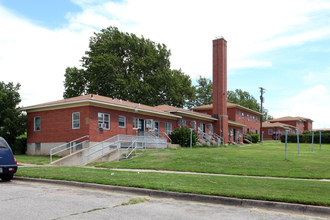 Cherokee Terrace Apartments in Enid, OK - Foto de edificio