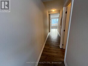 538 Promontory Pl in Ottawa, ON - Building Photo - Building Photo