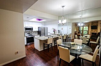 11711 Memorial Dr, Unit 266 in Houston, TX - Building Photo - Building Photo