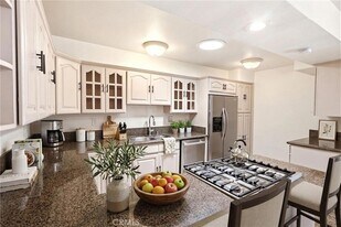 524 E Ghent St in San Dimas, CA - Building Photo