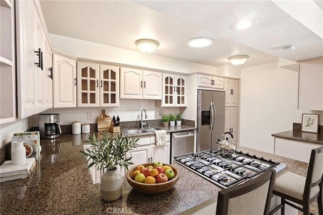 property at 524 E Ghent St