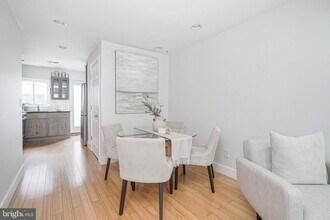 2111 Manton St in Philadelphia, PA - Building Photo - Building Photo