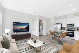 10105 Hasselmann Aly in Orlando, FL - Building Photo - Building Photo