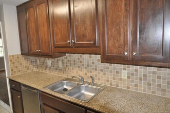 716 W Edgemont Ave in Montgomery, AL - Building Photo - Building Photo