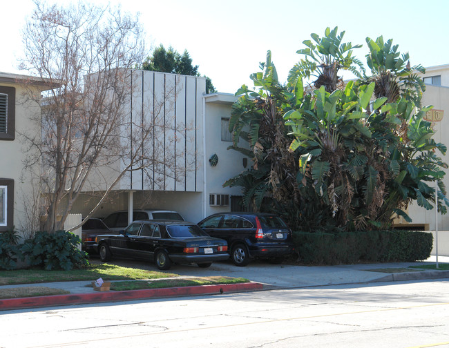 11140 Camarillo St in North Hollywood, CA - Foto de edificio - Building Photo