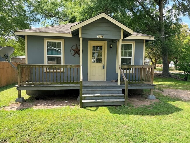 property at 2019 Alliance St