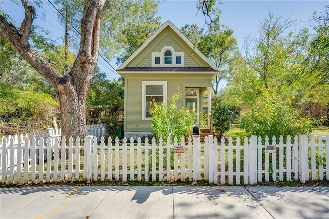 81 San Marcos St in Austin, TX - Building Photo - Building Photo