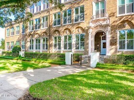 2525 College St, Unit 1112 in Jacksonville, FL - Building Photo