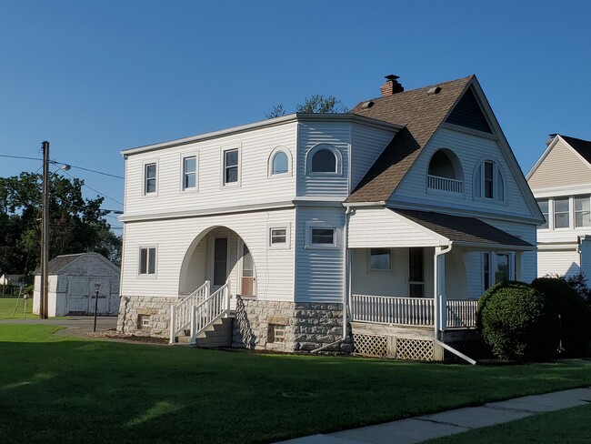 705 Dewitt Ave in Sandusky, OH - Building Photo - Building Photo