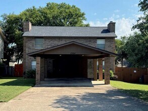 1504 Waterloo Tr in Austin, TX - Building Photo - Building Photo