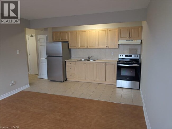 468 Ottawa St N in Hamilton, ON - Building Photo - Building Photo