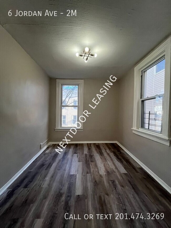 6 Jordan Ave in Jersey City, NJ - Building Photo - Building Photo