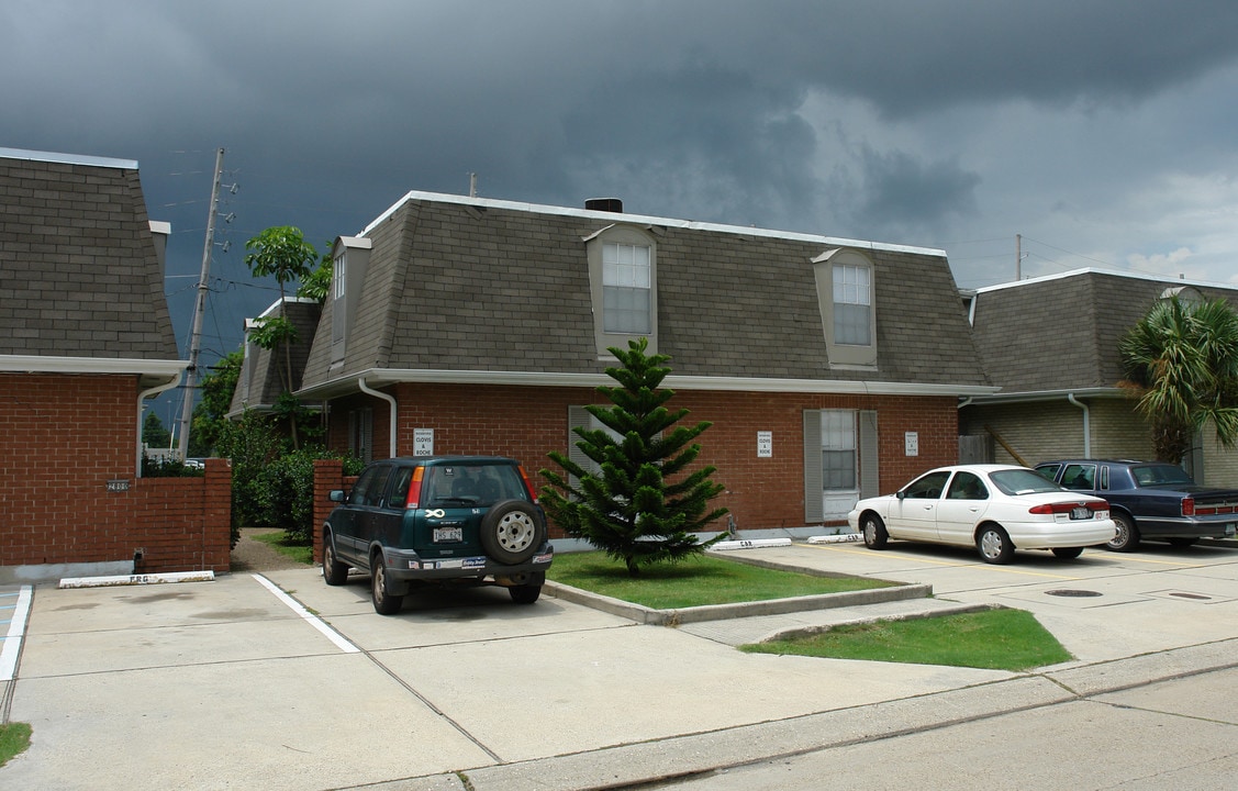 2804 Kingman St in Metairie, LA - Building Photo