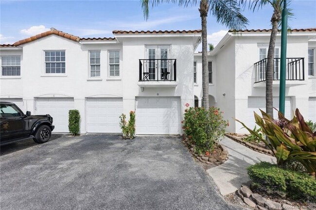 1155 Lake Shore Dr in West Palm Beach, FL - Building Photo - Building Photo