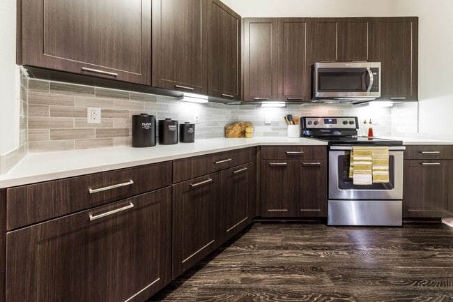 property at 3307 Weslayan St