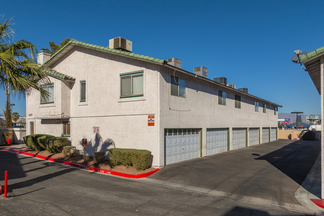 Tarry Towne Condos in Las Vegas, NV - Building Photo