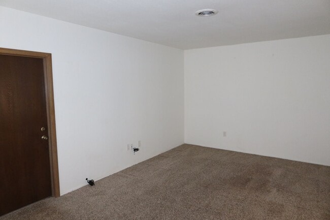 7374 Farm Dale Wy in Sacramento, CA - Building Photo - Building Photo