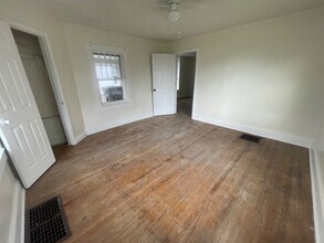 1706 S High St in Muncie, IN - Building Photo - Building Photo