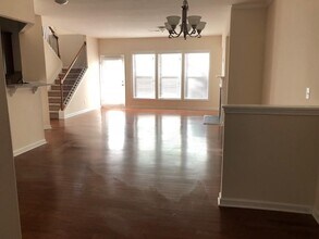 2100 Greencrest Cir in Milton, GA - Building Photo - Building Photo