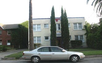 808 Sul Ross St Apartamentos