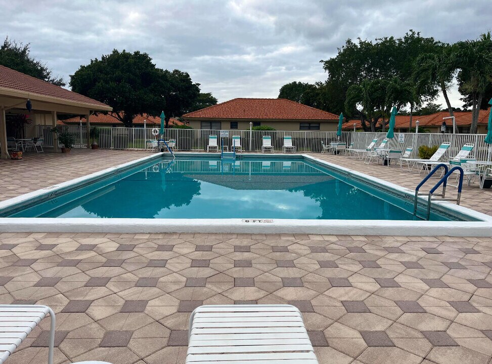 4550 Pandana Tree Rd, Unit A in Boynton Beach, FL - Foto de edificio