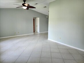 400 SW Buxton Ave in Port St. Lucie, FL - Building Photo - Building Photo