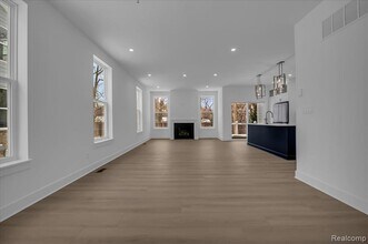 10790 Barrett in Plymouth, MI - Building Photo - Building Photo