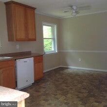 2703 Indian Run Rd in Amissville, VA - Building Photo - Building Photo