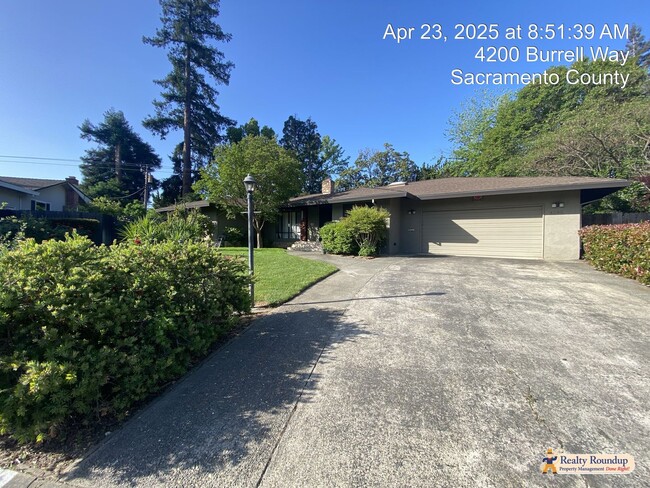 4200 Burrell Way in Sacramento, CA - Building Photo - Building Photo
