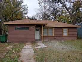 5617 Malmedy Rd in Houston, TX - Building Photo