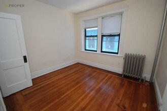 31 Park Dr-Unit -1 in Boston, MA - Foto de edificio - Building Photo