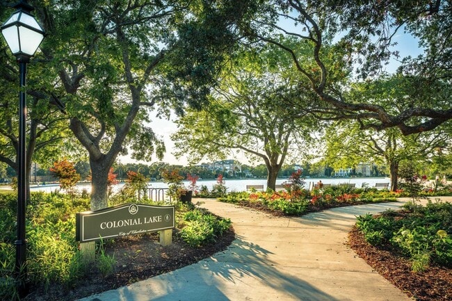 43 Ashley Ave in Charleston, SC - Building Photo - Building Photo