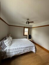 2121 N 84th St, Unit Upper in Wauwatosa, WI - Building Photo - Building Photo