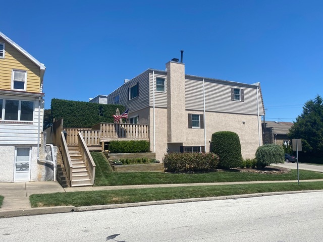 500 Maple St in Conshohocken, PA - Foto de edificio - Building Photo