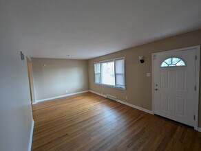 9433 Ardmore Dr in St. Louis, MO - Building Photo - Building Photo