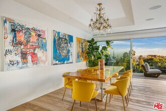 7924 Hillside Ave in Los Angeles, CA - Building Photo - Building Photo