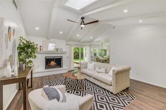 1503 Westbury Trail in Austin, TX - Building Photo - Building Photo