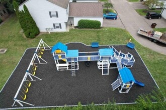 Stratford Chase Townhomes in Westerville, OH - Foto de edificio - Building Photo