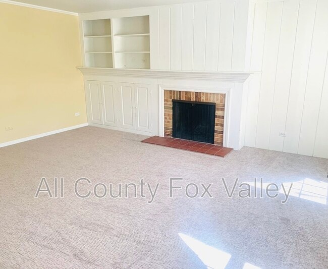 762 E Hillside Ave in Barrington, IL - Building Photo - Building Photo