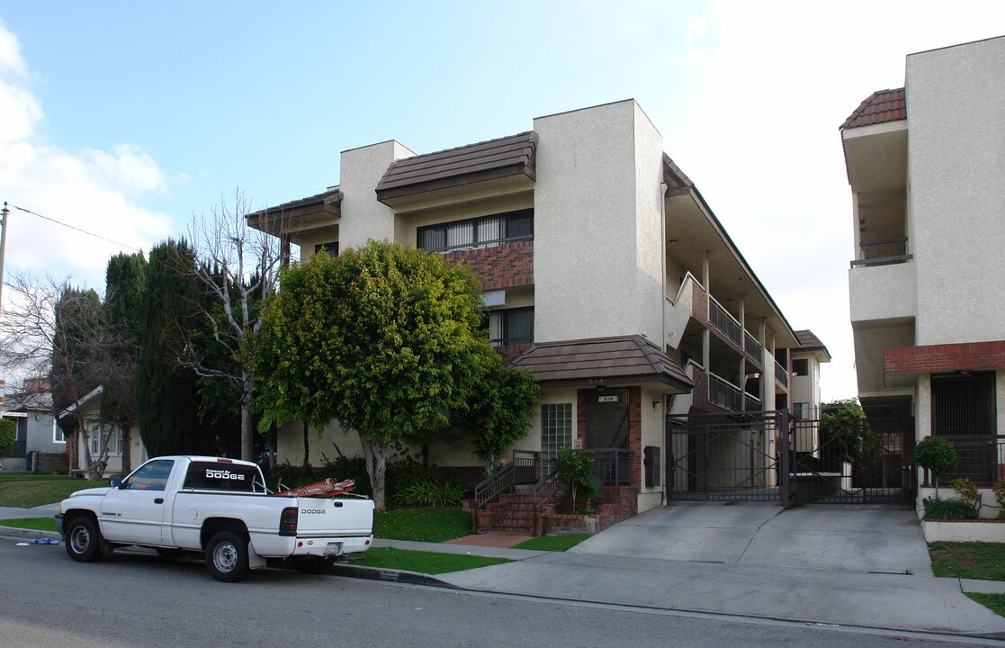 514 Fischer St in Glendale, CA - Building Photo