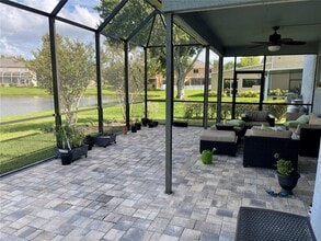 19313 Aqua Springs Dr in Lutz, FL - Building Photo - Building Photo