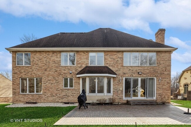 17W234 Massel Ct in Bensenville, IL - Foto de edificio - Building Photo