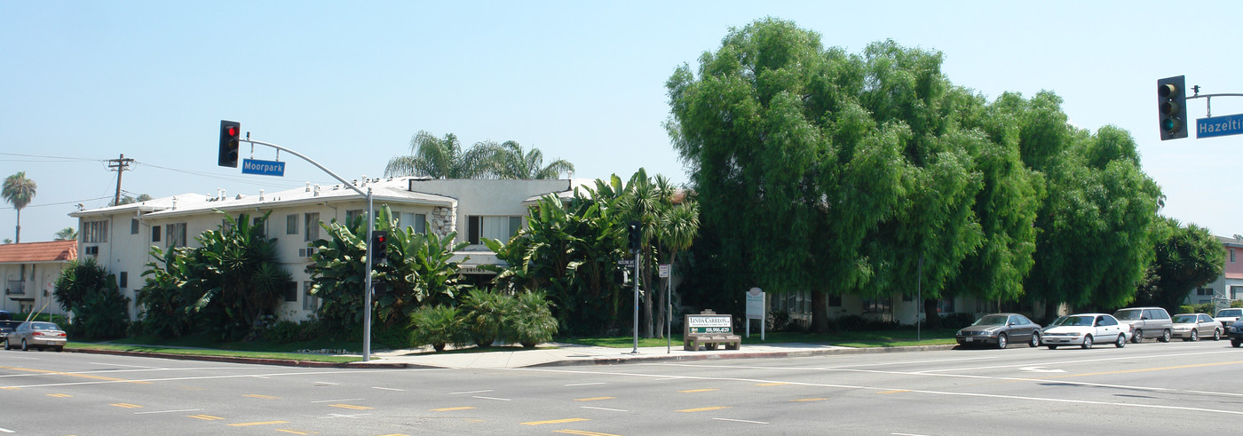 Park Seville in Sherman Oaks, CA - Building Photo