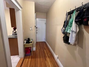 1758 Commonwealth Ave in Boston, MA - Building Photo - Building Photo