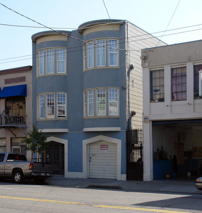 349 S Van Ness Ave in San Francisco, CA - Foto de edificio - Building Photo