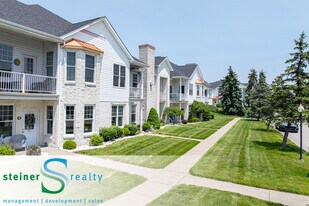 The Pointe at Adams Ridge in Mars, PA - Building Photo