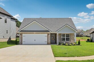 383 Kingland Ln in Clarksville, TN - Building Photo - Building Photo