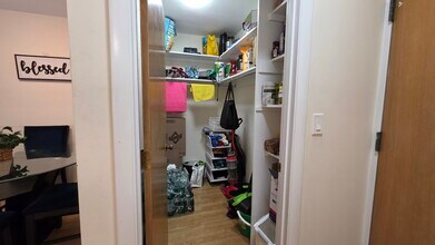 29 Vernon St, Unit 204 in Brookline, MA - Building Photo - Building Photo