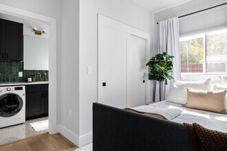 1210 Brentwood St-Unit -C in Austin, TX - Building Photo - Building Photo